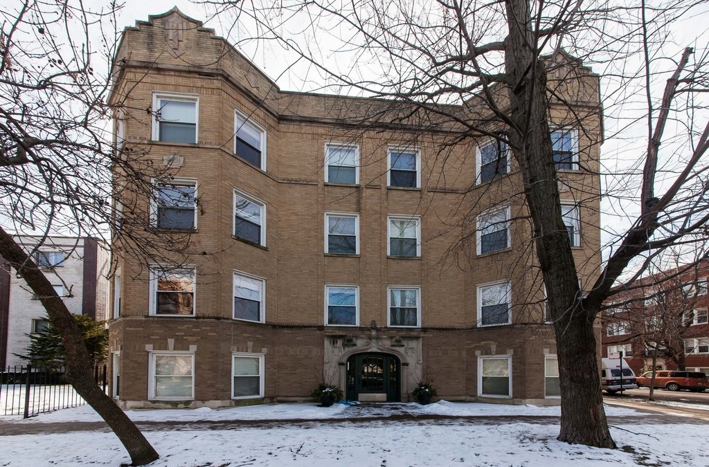 1425 W Pratt Blvd, Chicago