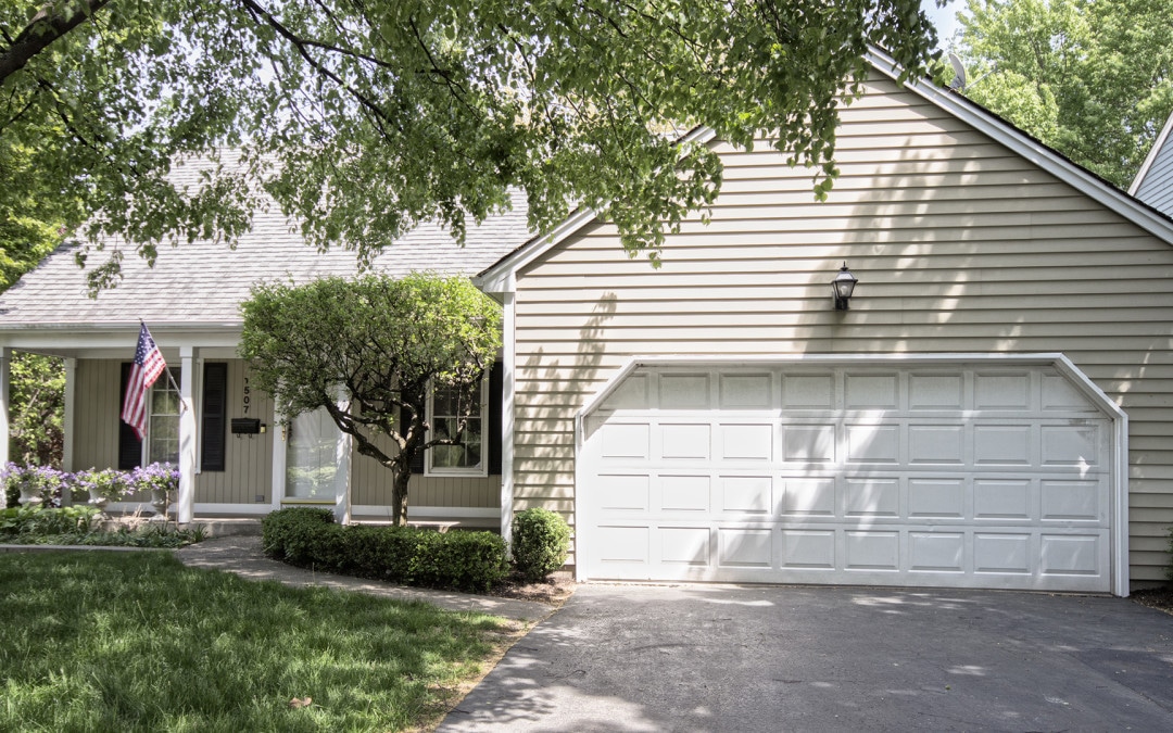1507 Saint Marks Ct, Evanston