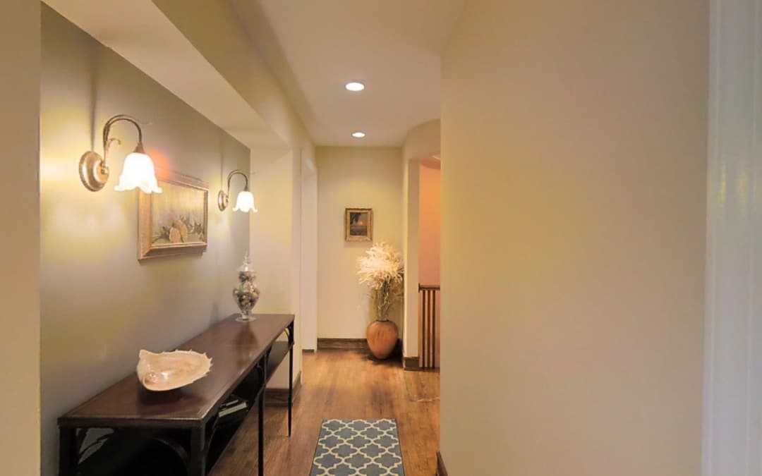 1031 W Bryn Mawr,  Chicago