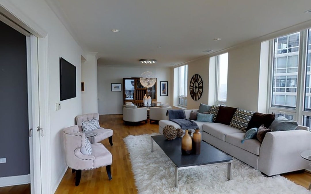 10 E Delaware, Chicago
