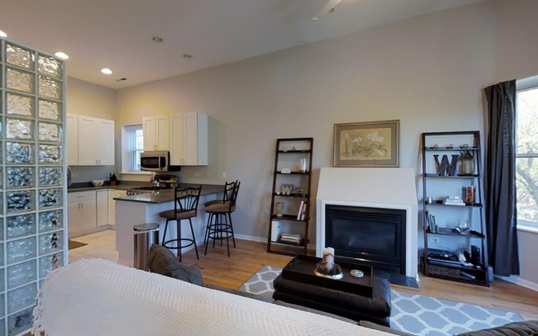 2837 N Burling #3S Chicago