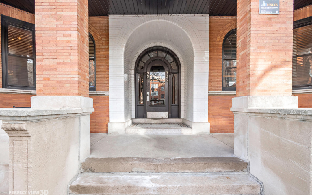 921 West Gordon Terrace, Chicago