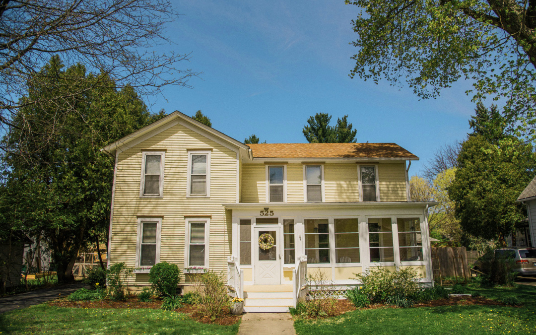 525 Elm St, Batavia