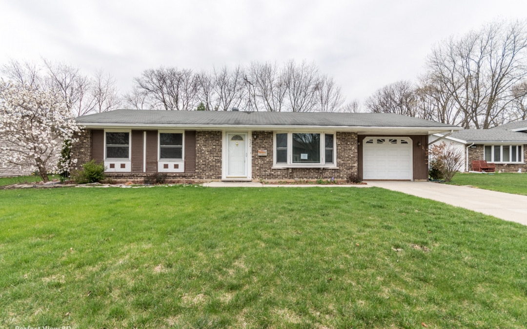 524 Bahama Ln, Schaumburg