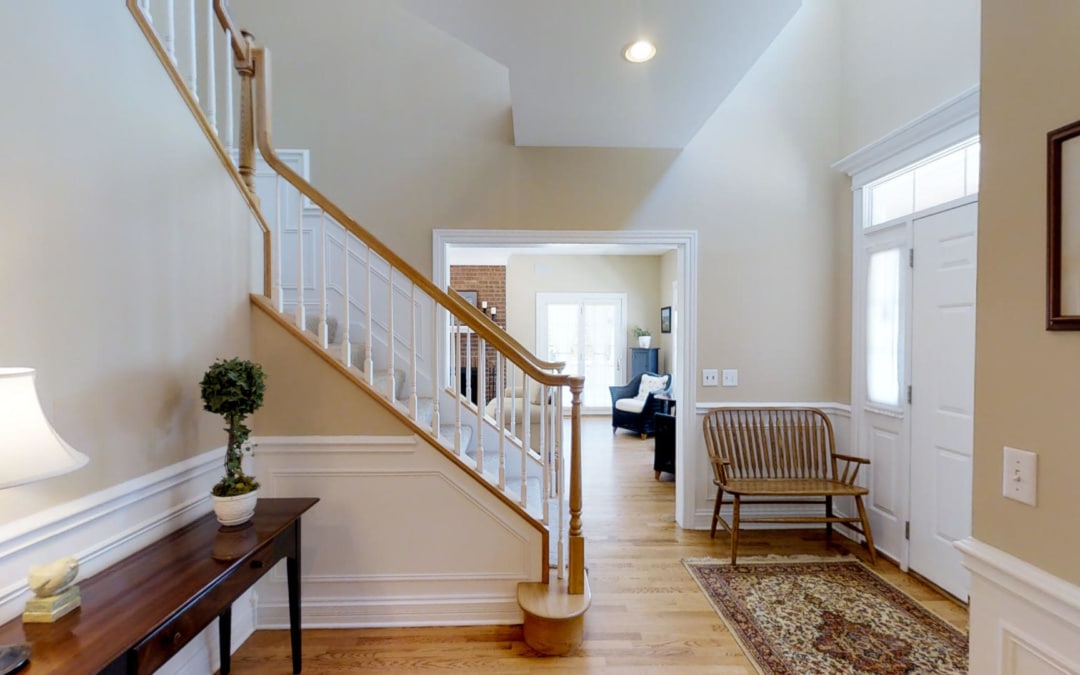 415 Lois Ln, Lake Zurich