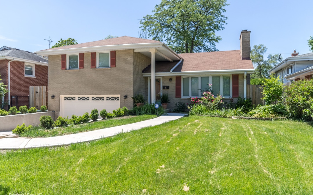 104 S. Linden Ave, Elmhurst