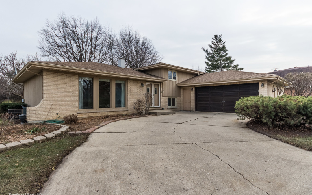 353 Eagle Ln, Bloomingdale