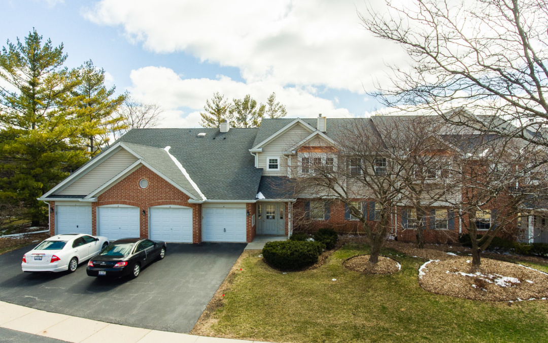 2485 Charleston Drive, Schaumburg