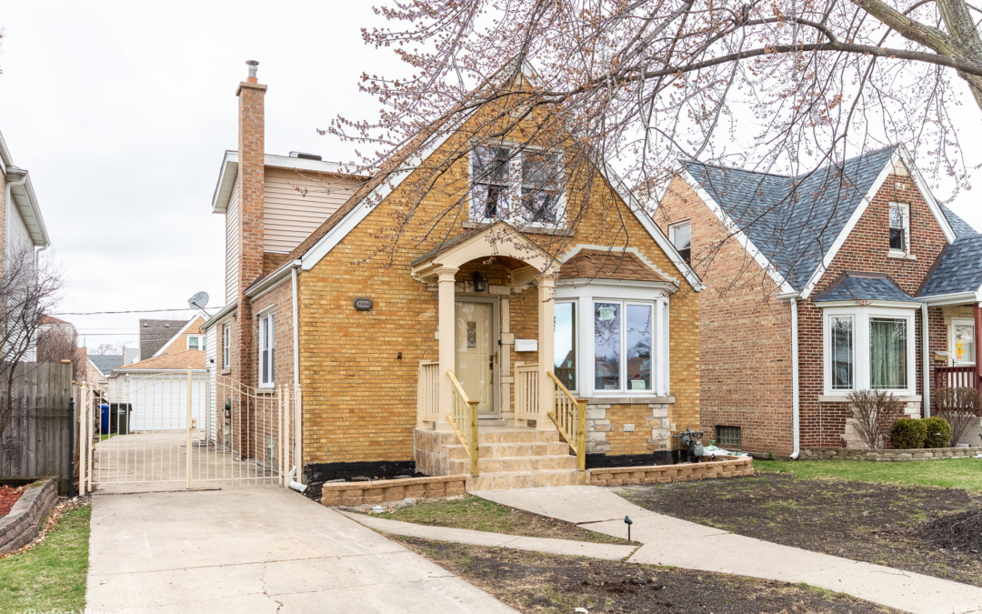 7404 W. Carmen, Harwood Heights