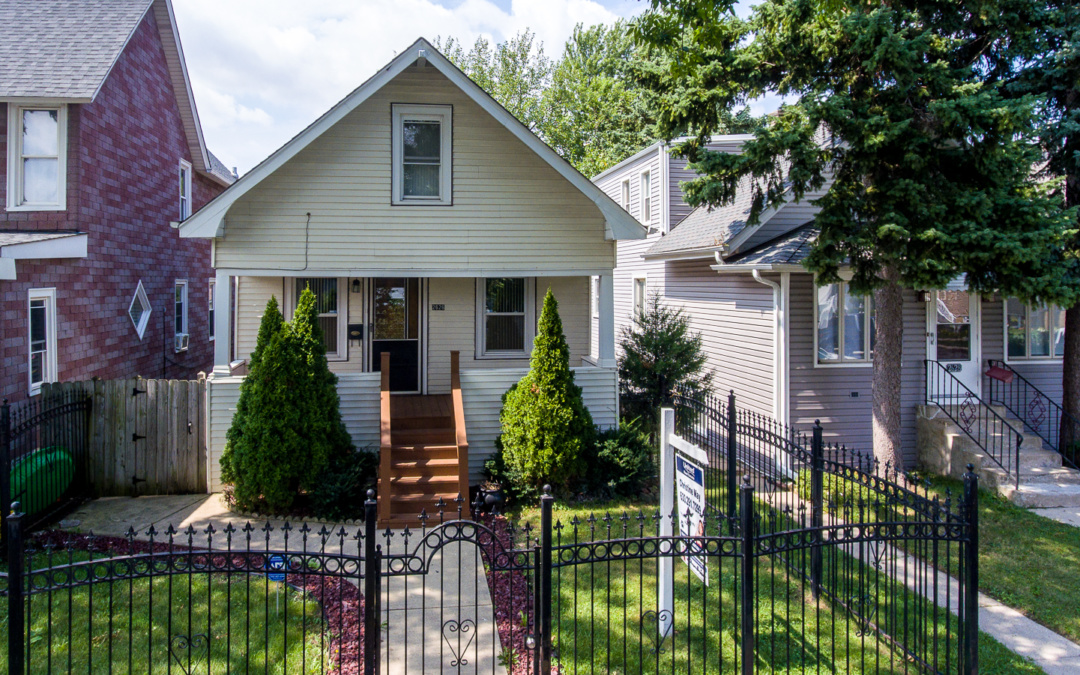 2626 Mont Clare, Chicago