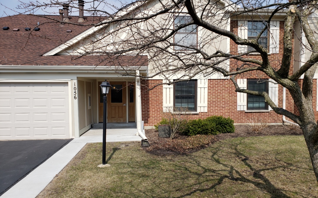 1056 Deerpath Ct, Wheeling