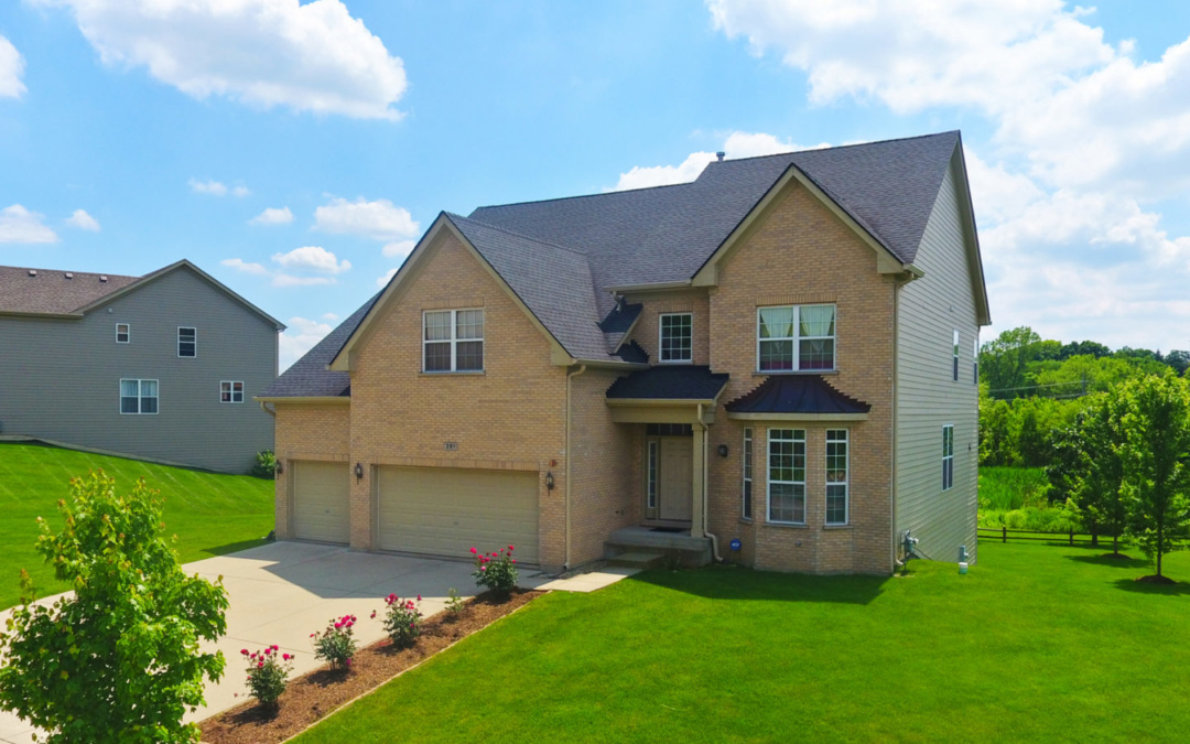 281 Old Lake St, Streamwood