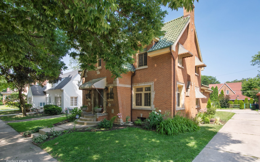 9027 S Oakley Ave, Chicago