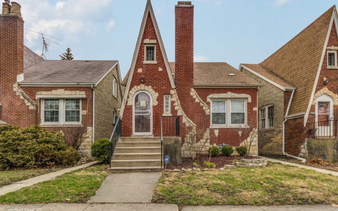 2743 Oak Park Ave, Berwyn