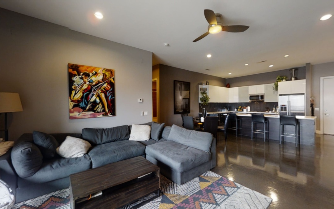 2410 W Bloomingdale Ave, Unit 2B, Chicago