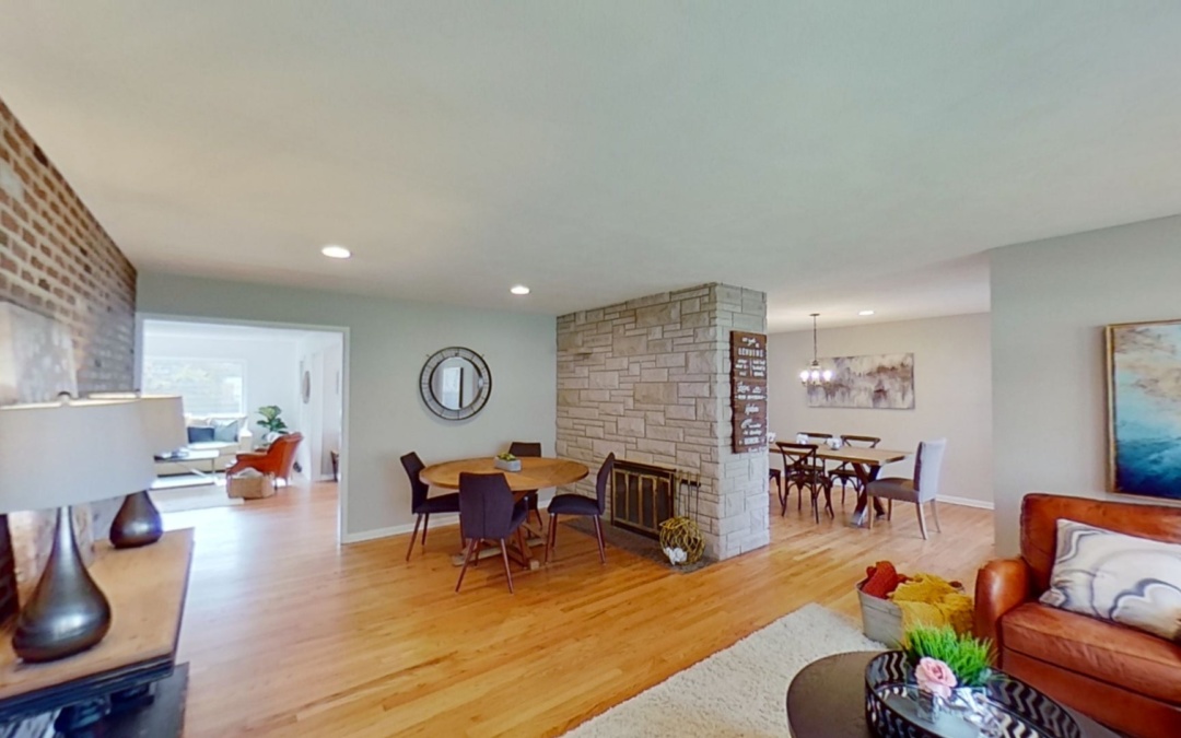 205 Alschuler Dr, Aurora