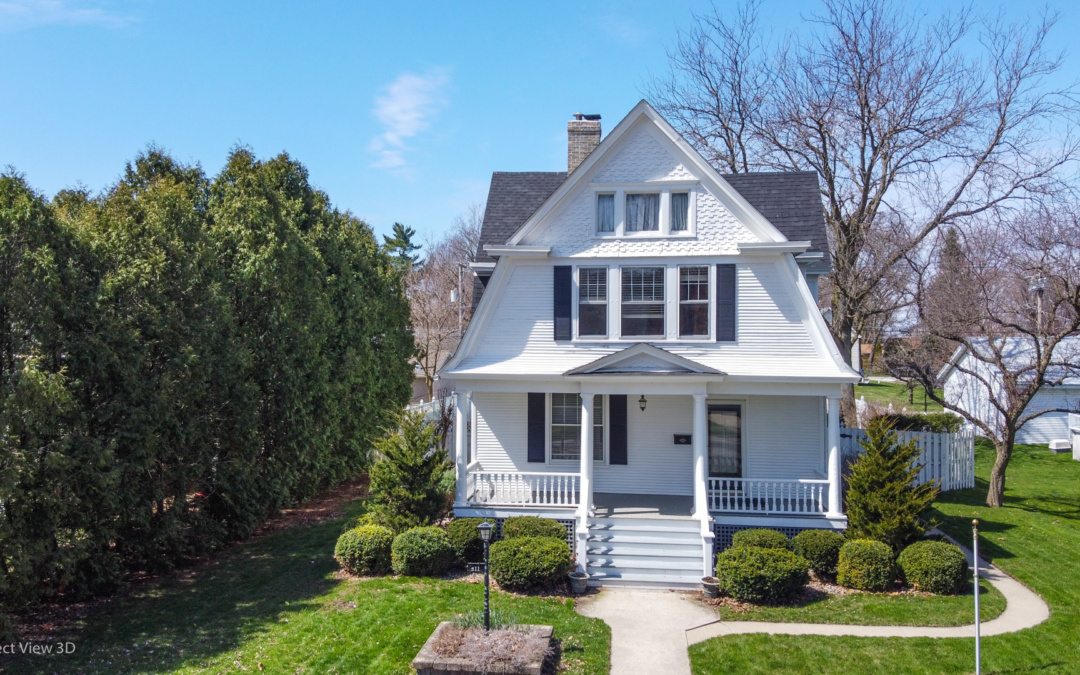411 Market St, Momence