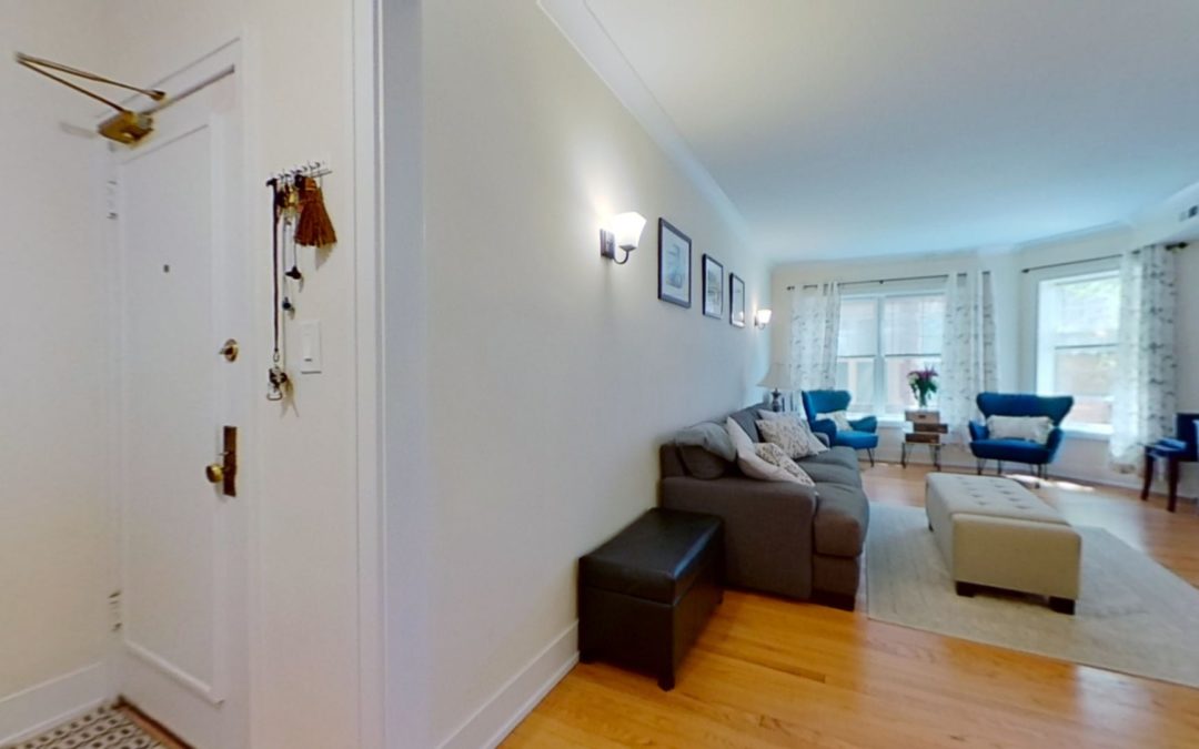 551 Hinman Ave (Unit E1), Evanston