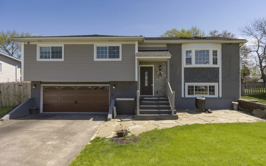 7215 Larchwood Ln, Woodridge