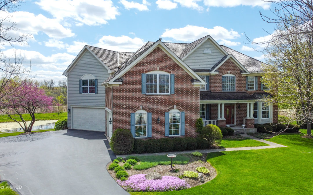 222 Bridle Path Ct, Fox River Grove