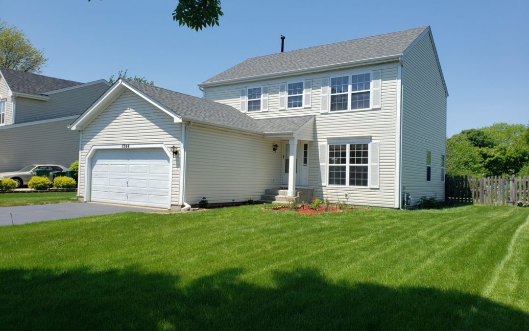 1344 Clavey Ln, Gurnee