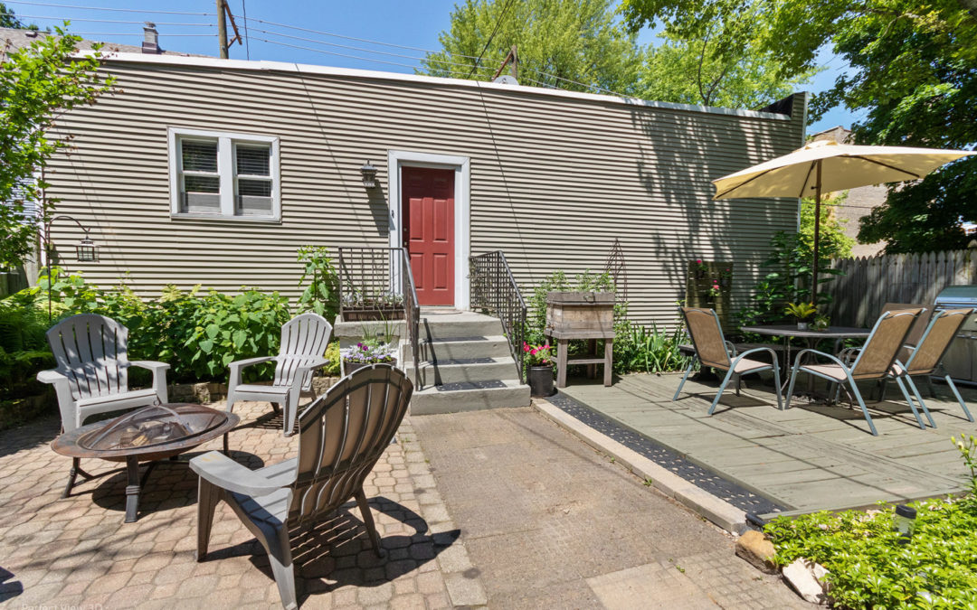 2144 W Wilson Ave, Carriage House, Chicago