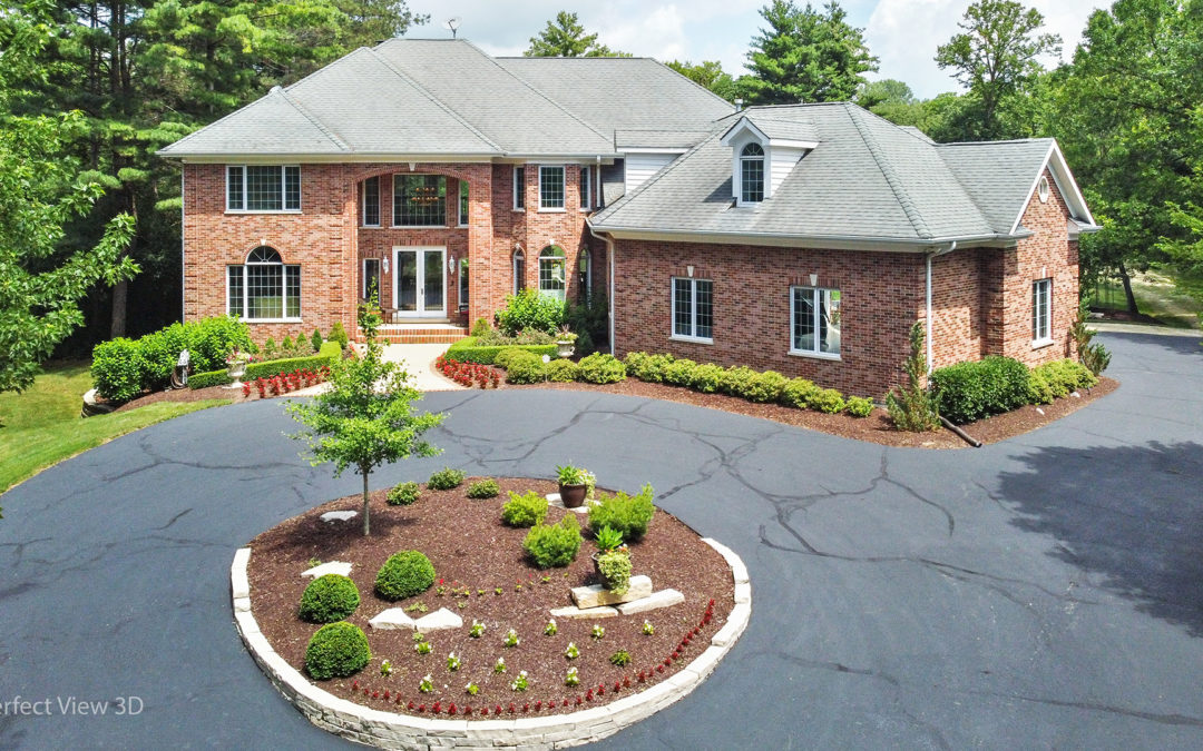 14910 Kishwaukee Valley Rd, Woodstock