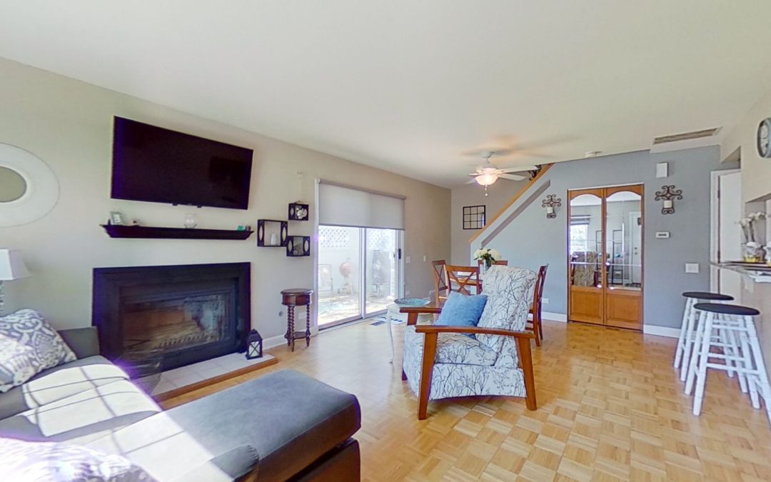 349 N Gregory St, Aurora