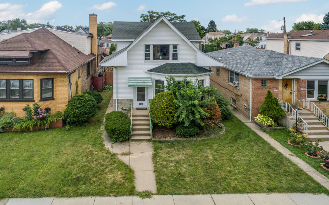 5123 W Waveland Ave, Chicago