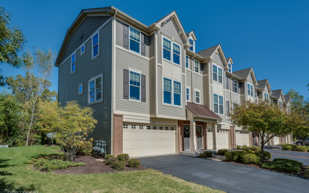 3341 Kentshire Cir (27F), Aurora