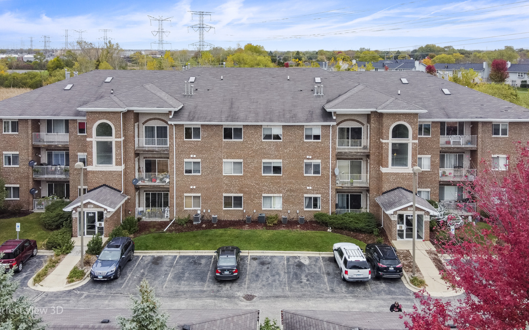 881 N Swift Rd, #106, Addison