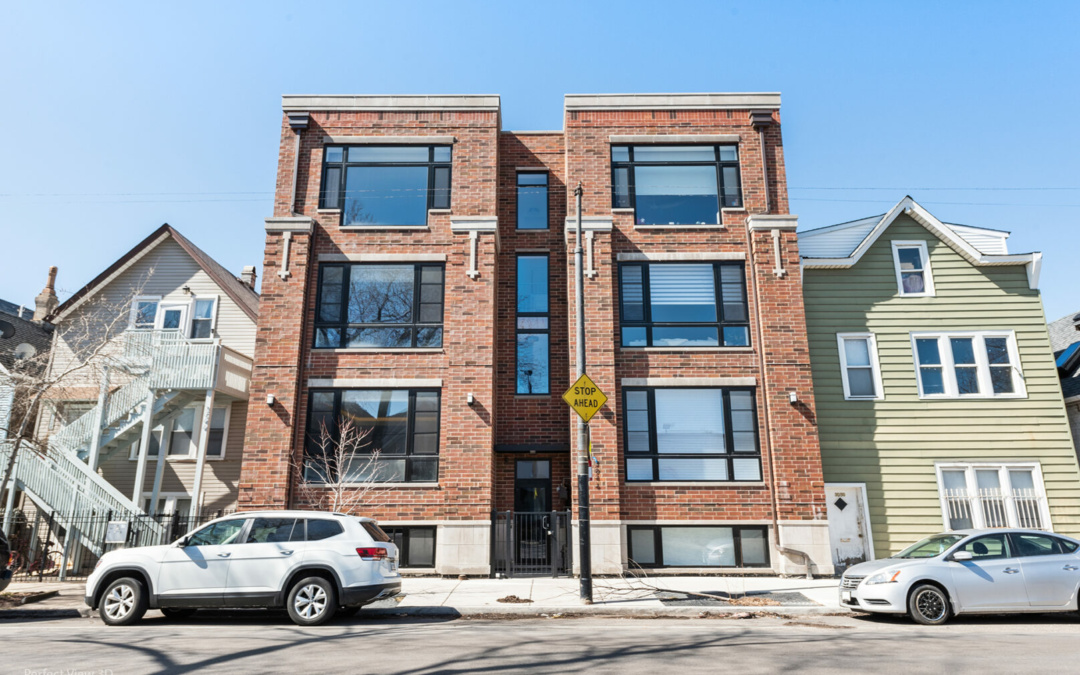 3046 N California Ave (Unit 100), Chicago