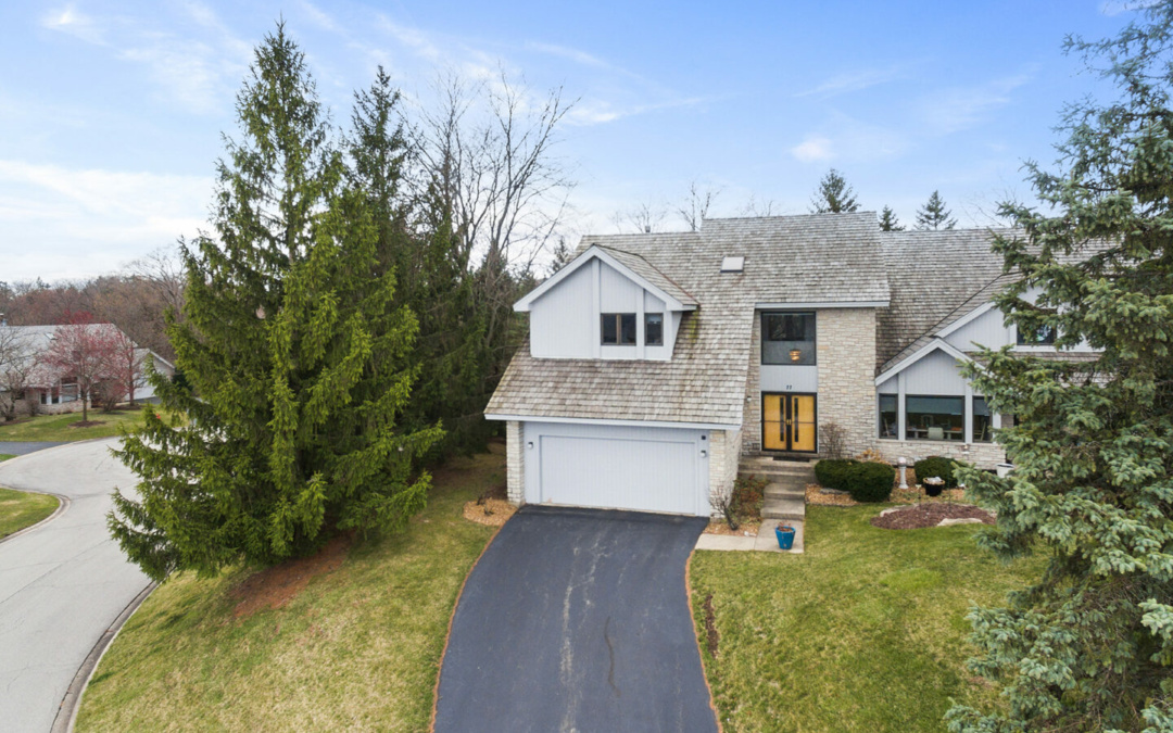 22 Rodeo Dr, Burr Ridge