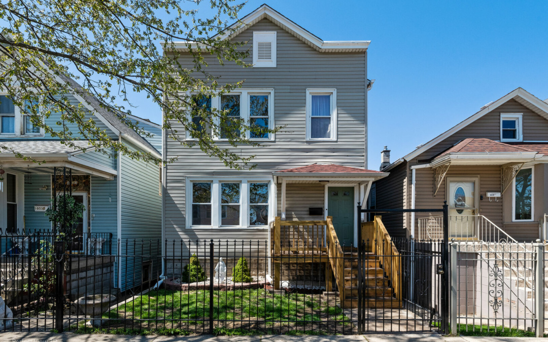 10528 S Ave L, Chicago