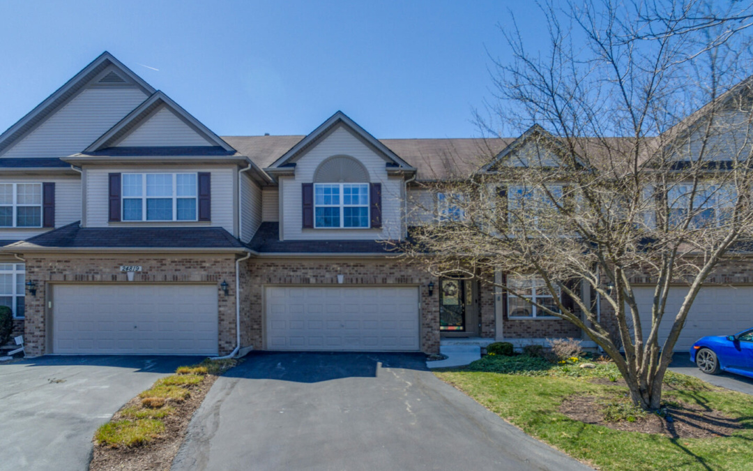 24821 Ironwood Ct, Plainfield