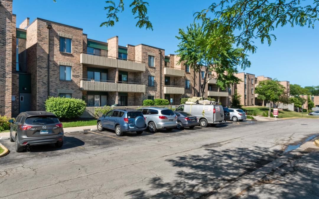 1931 Prairie Square, Unit 210, Schaumburg
