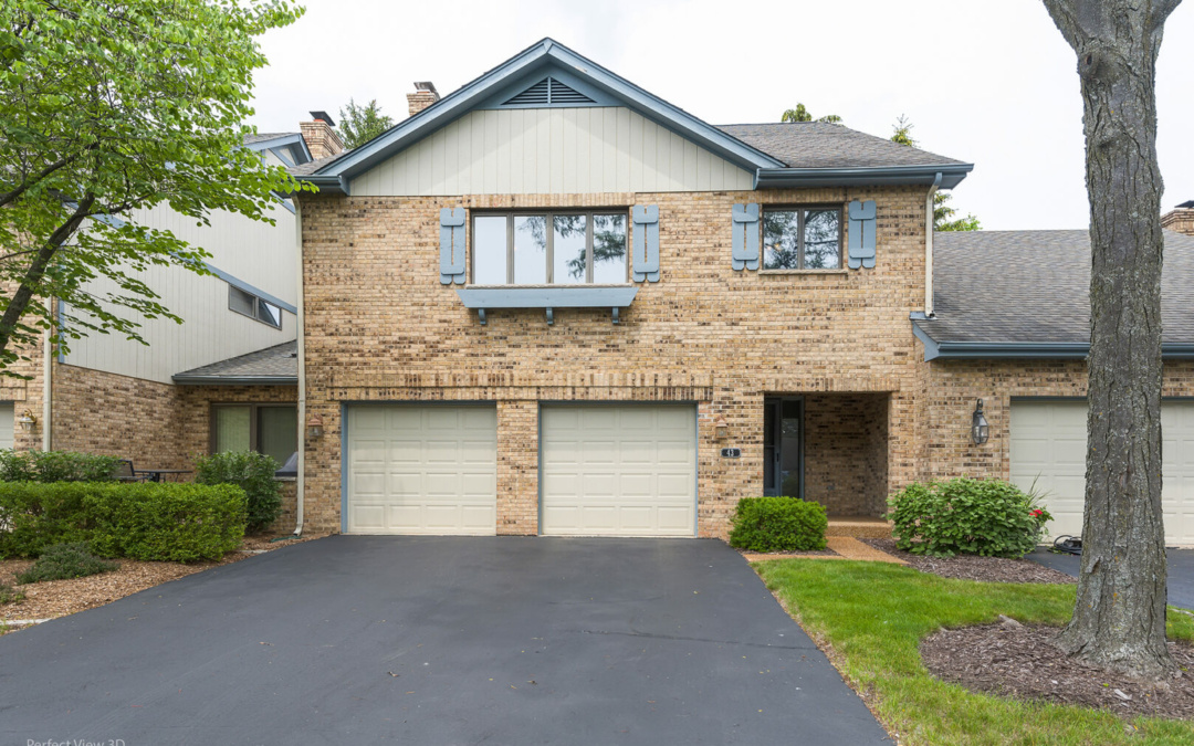 43 Country Club Dr, Bloomingdale