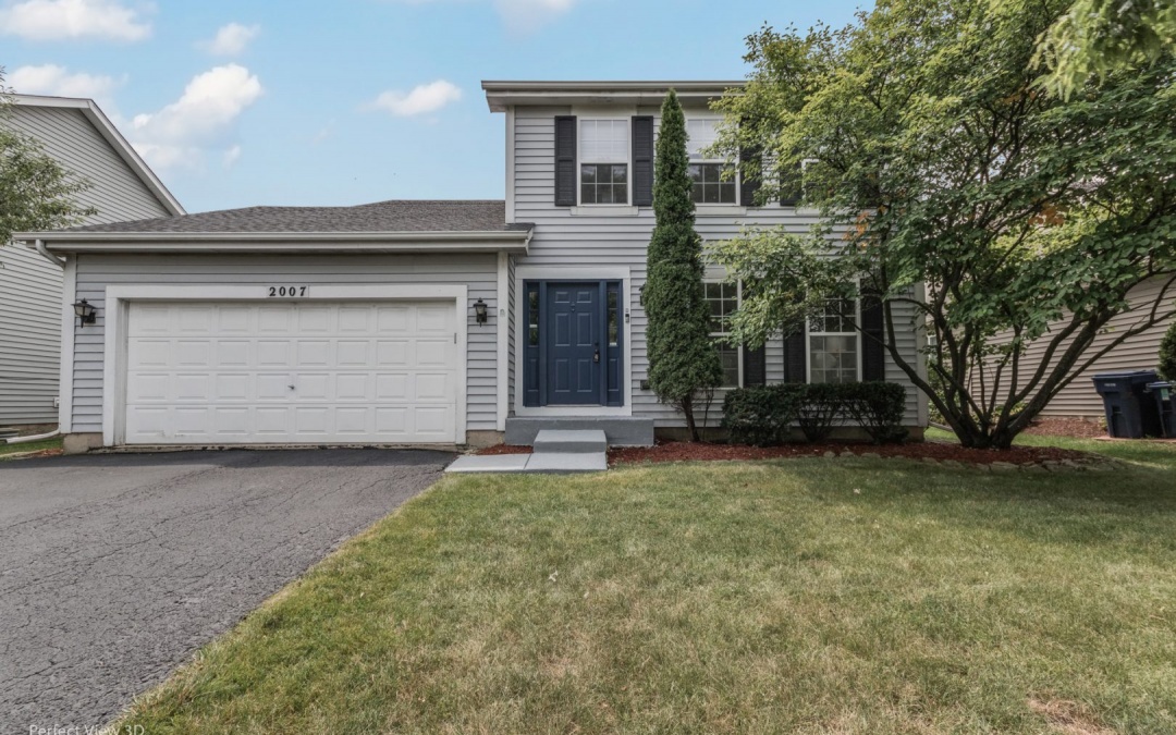 2007 Schumacher Ln, Naperville