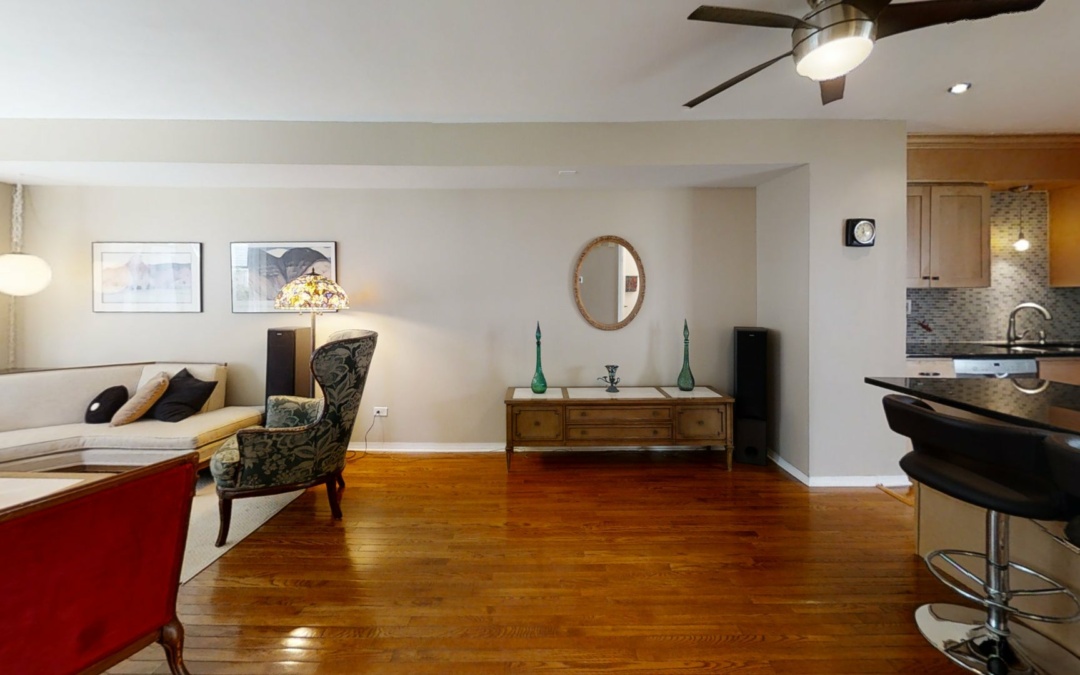 7439 N Ridge Blvd #1, Chicago