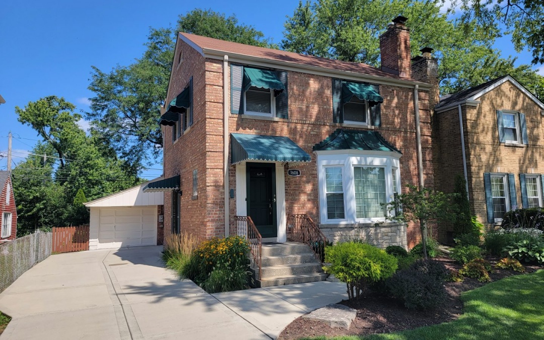 1608 W Touhy Ave, Park Ridge