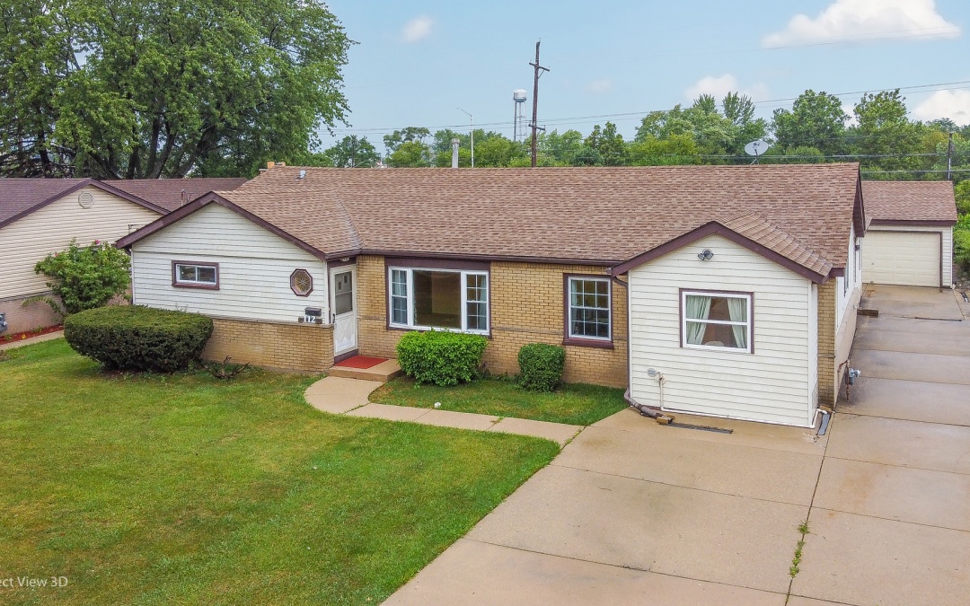 112 E Berkley Ln, Hoffman Estates
