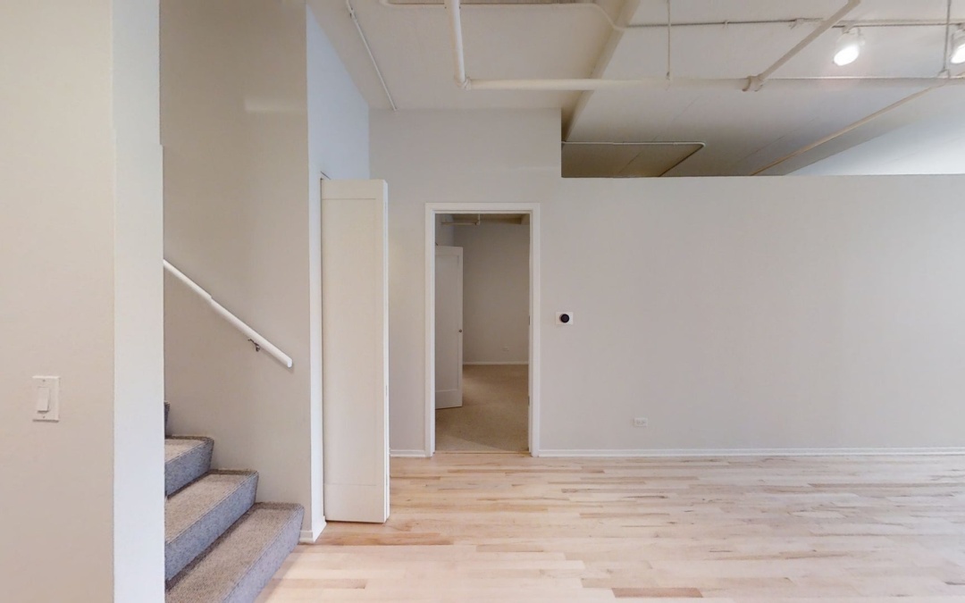 1530 S State St (Unit 1006), Chicago