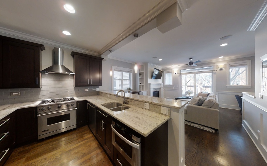 1033 W Newport Ave, (Unit 2), Chicago