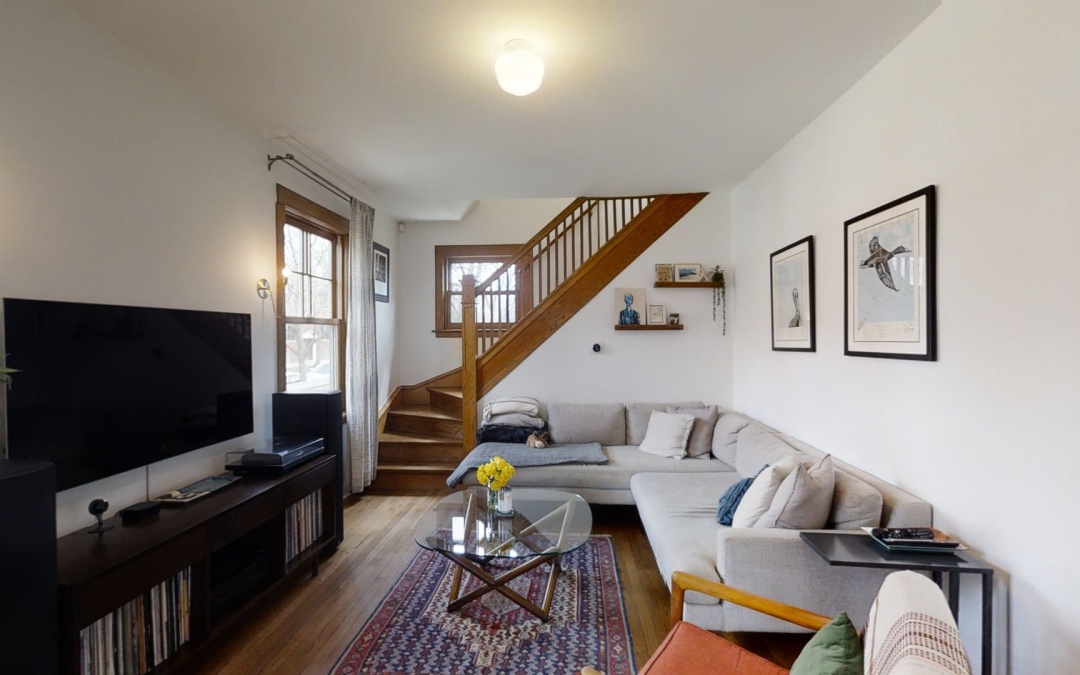 3757 N Monticello Ave, Chicago