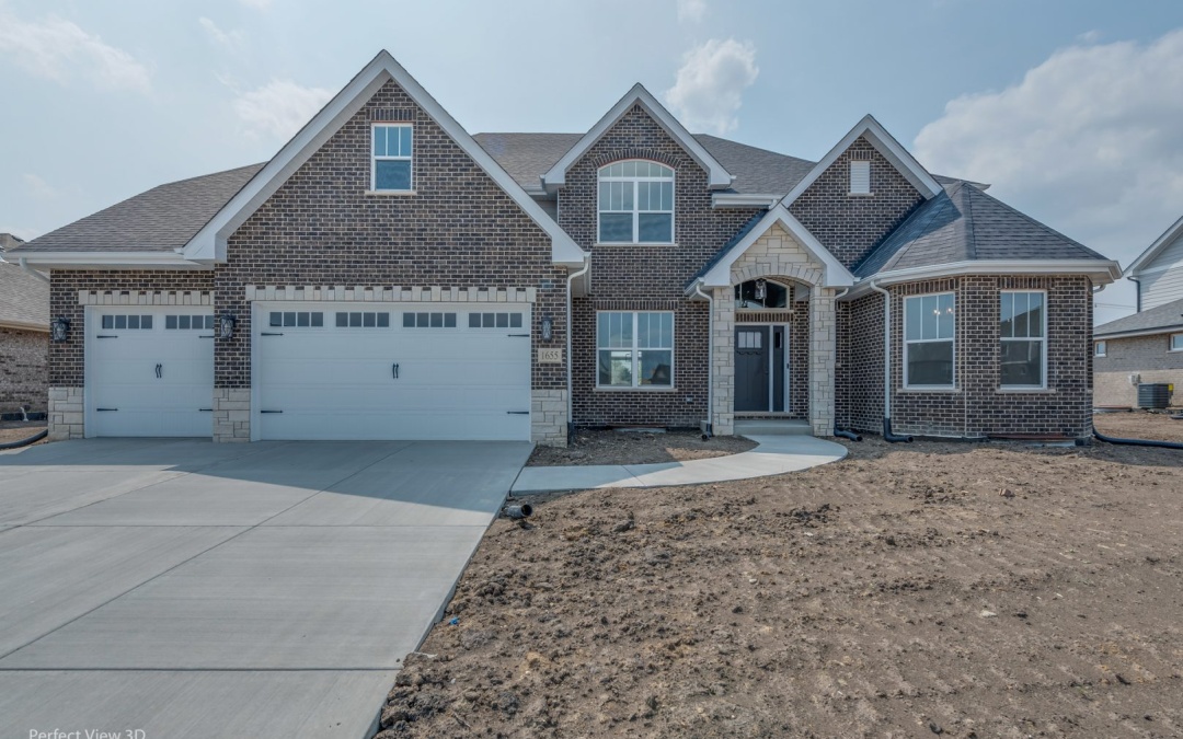 Caellin 2000 w/ First Floor Master Suite