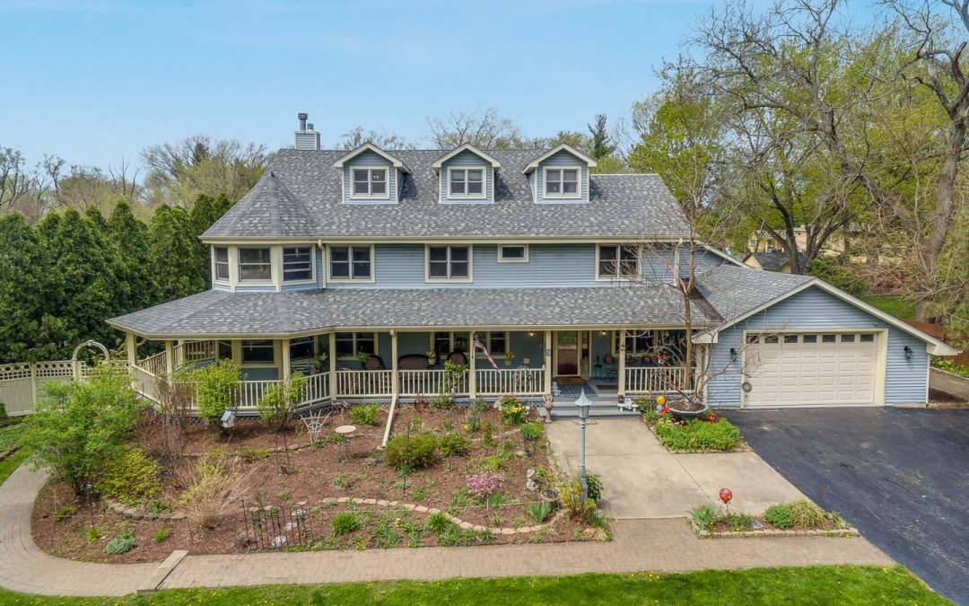 8S452 Bell Dr, Naperville