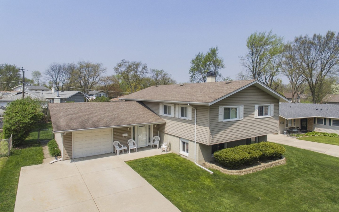 1650 Dennison Rd, Hoffman Estates